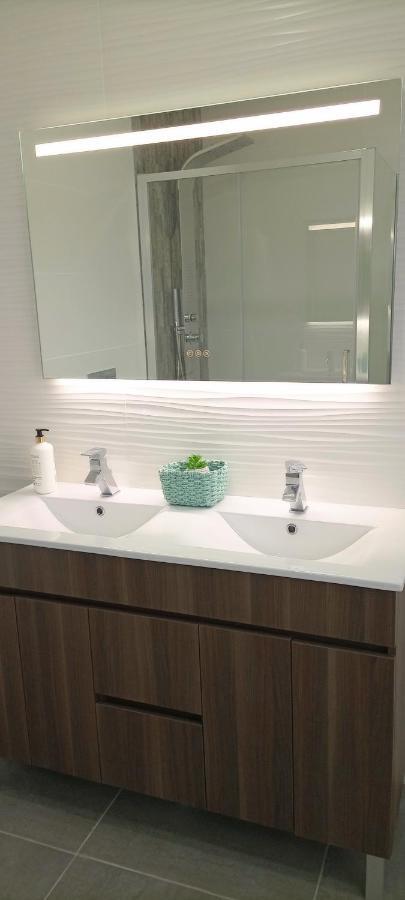 شقة Casa Incrivel Refugio Lieva ,Piscina , Jacuzzi Exterior E Zona Kids نيلاس المظهر الخارجي الصورة